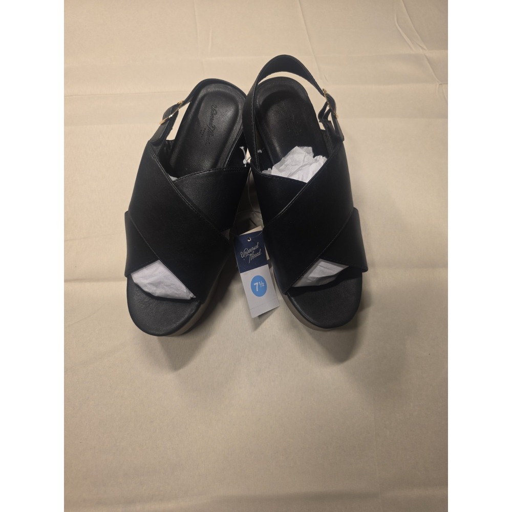 Universal Thread Naomi Wood Wedge Heels Sandals Memory Foam Insoles Black